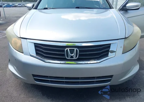 2009 Honda Accord 2.4 Lx z USA, uszkodzony, nr VIN 1HGCP26329A030986